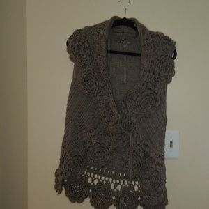 Crotchet vest